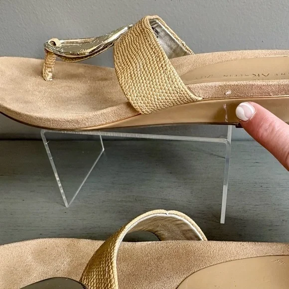 Anne Klein AK Women Tan Wedge Sandal Slide Thong 8 Neutral Gold Circle Summer - Picture 7 of 13